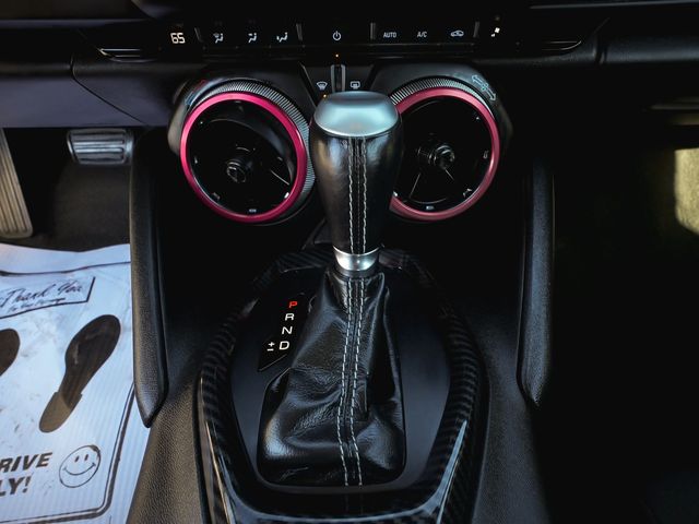 2022 Chevrolet Camaro 2dr Coupe LT1 - 23096570 - 22
