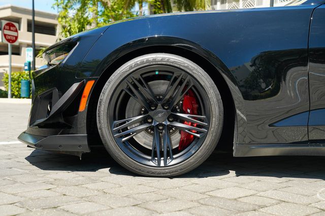 2022 Chevrolet Camaro 2dr Coupe ZL1 - 22917220 - 13