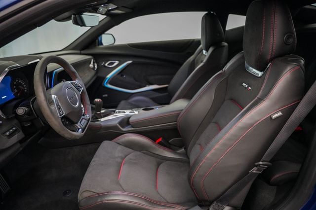 2022 Chevrolet Camaro 2dr Coupe ZL1 - 23034871 - 17