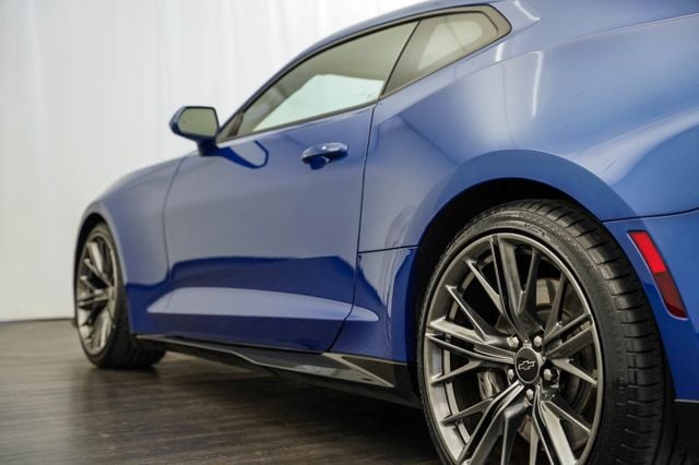 2022 Chevrolet Camaro 2dr Coupe ZL1 - 23034871 - 27