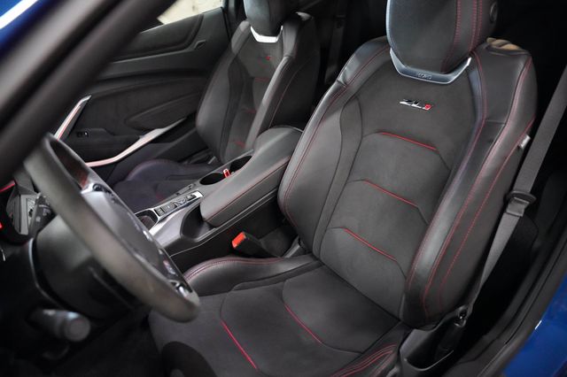 2022 Chevrolet Camaro 2dr Coupe ZL1 - 23034871 - 3