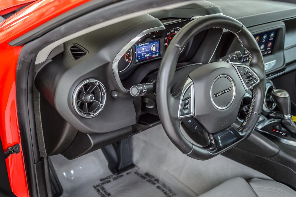 2022 Chevrolet Camaro CAMARO LT1 - RED ON GRAY - SUPER CLEAN - WELL EQIUPPED - 22993636 - 22