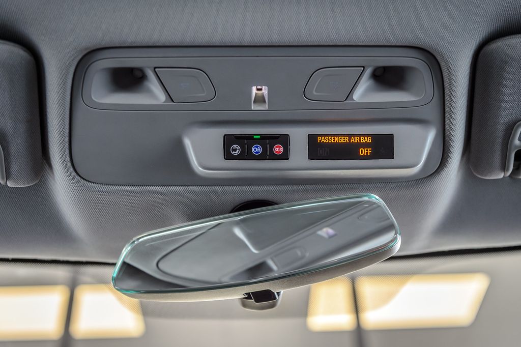 2022 Chevrolet Camaro CAMARO LT1 - RED ON GRAY - SUPER CLEAN - WELL EQIUPPED - 22993636 - 33