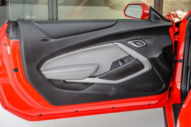 2022 Chevrolet Camaro CAMARO LT1 - RED ON GRAY - SUPER CLEAN - WELL EQIUPPED - 22993636 - 42