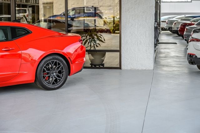 2022 Chevrolet Camaro CAMARO LT1 - RED ON GRAY - SUPER CLEAN - WELL EQIUPPED - 22993636 - 47