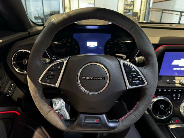 2022 Chevrolet Camaro LocalTrade/ZL1/AeroKit/Htd&CldSeats/ApexWheels/AppleCarplay - 23029520 - 11