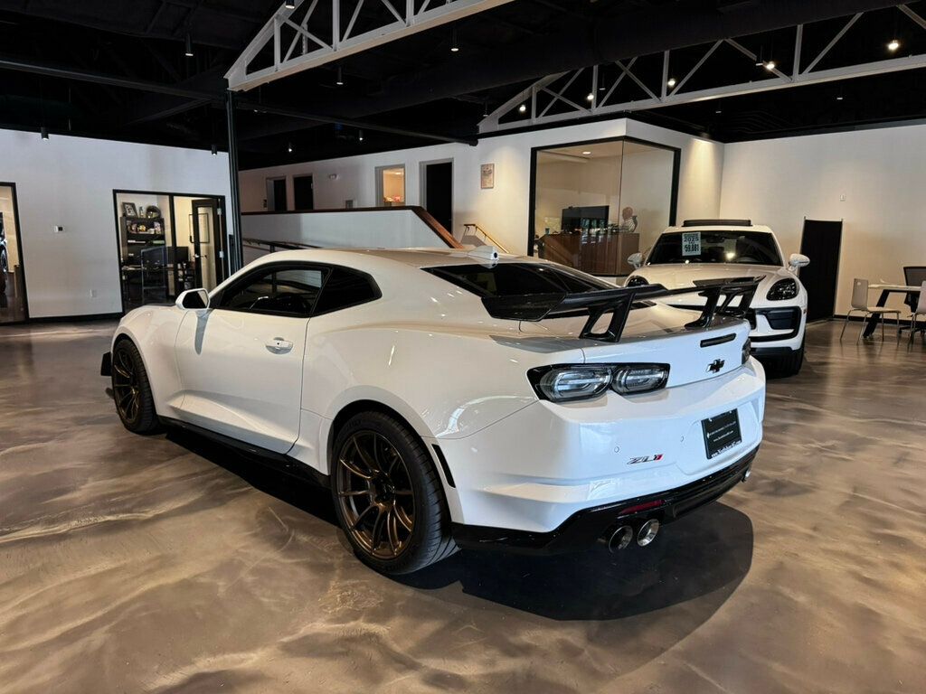 2022 Chevrolet Camaro LocalTrade/ZL1/AeroKit/Htd&CldSeats/ApexWheels/AppleCarplay - 23029520 - 2