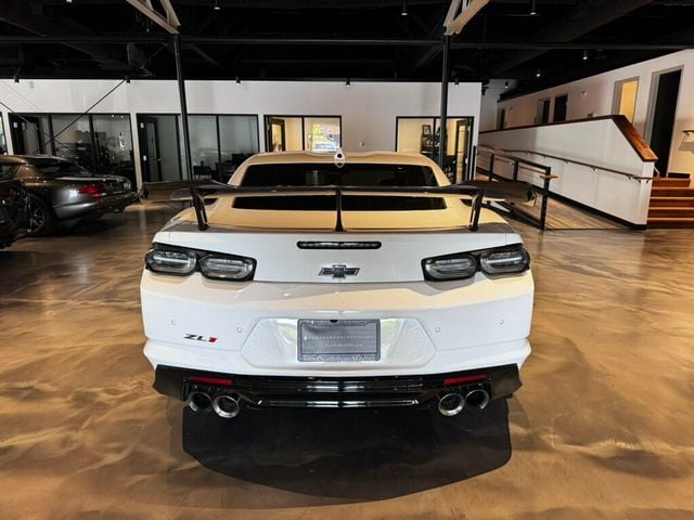 2022 Chevrolet Camaro LocalTrade/ZL1/AeroKit/Htd&CldSeats/ApexWheels/AppleCarplay - 23029520 - 3