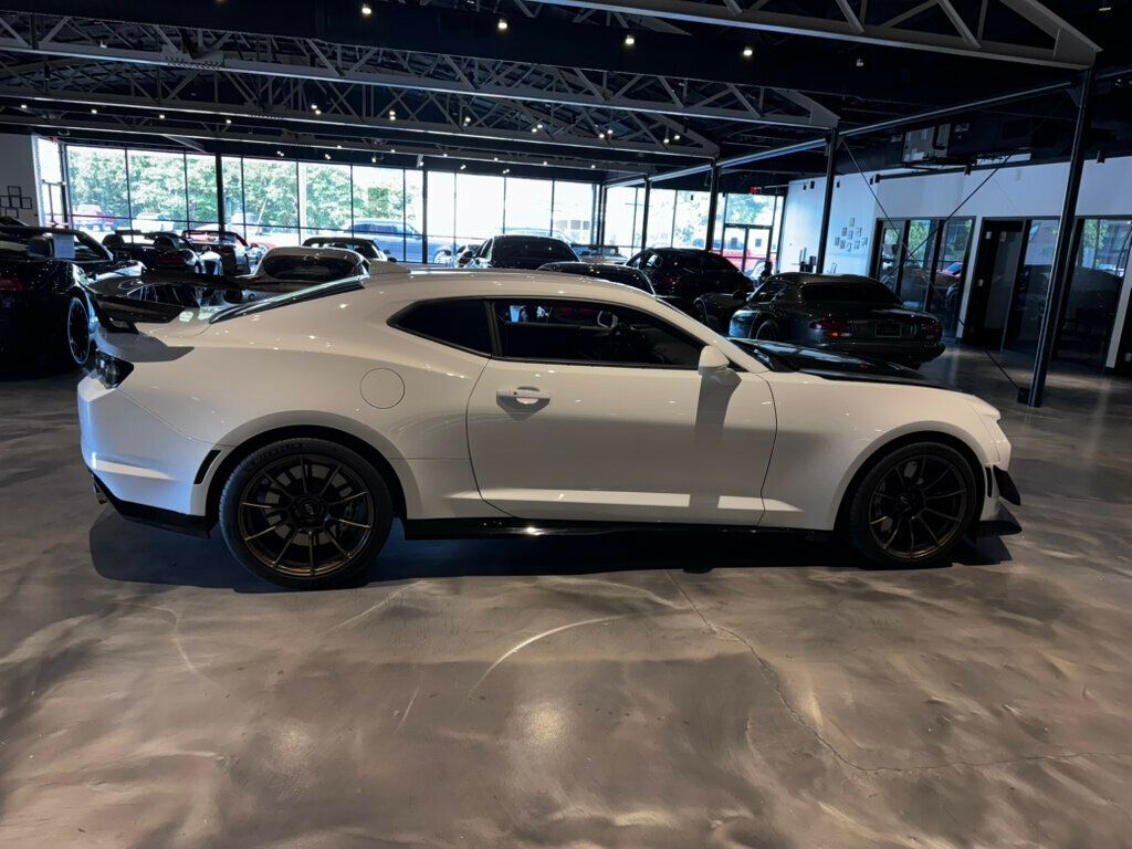 2022 Chevrolet Camaro LocalTrade/ZL1/AeroKit/Htd&CldSeats/ApexWheels/AppleCarplay - 23029520 - 5