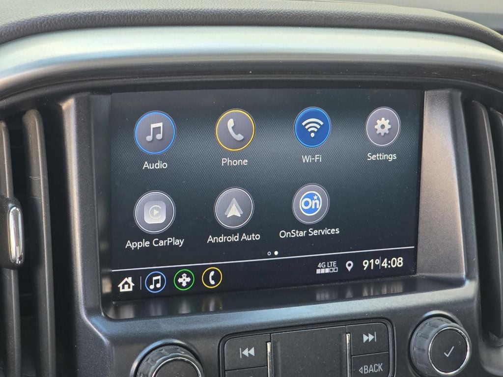 2022 Chevrolet Colorado LT photo 12
