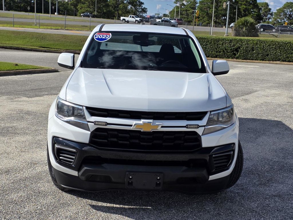 2022 Chevrolet Colorado LT photo 2