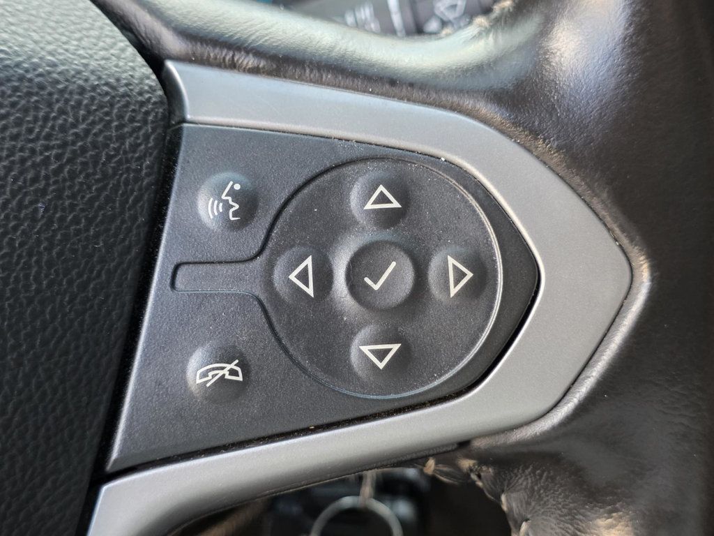 2022 Chevrolet Colorado LT photo 20