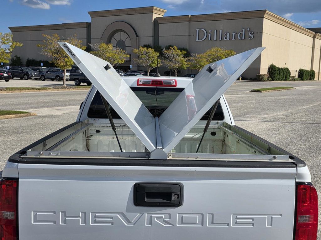 2022 Chevrolet Colorado LT photo 23