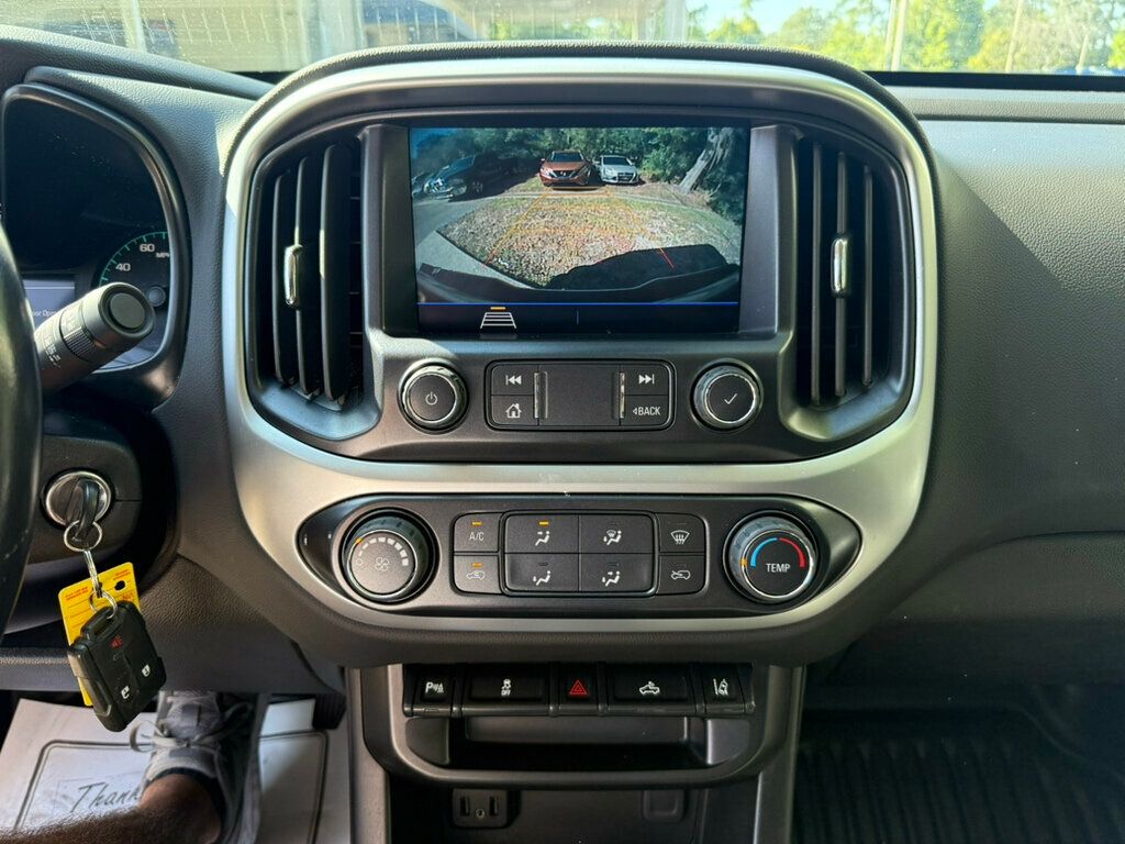 2022 Chevrolet Colorado LT photo 5