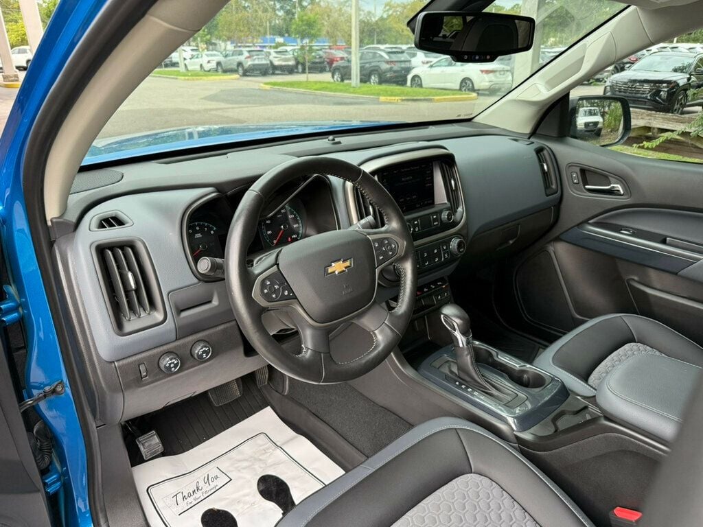 2022 Chevrolet Colorado Z71 photo 3