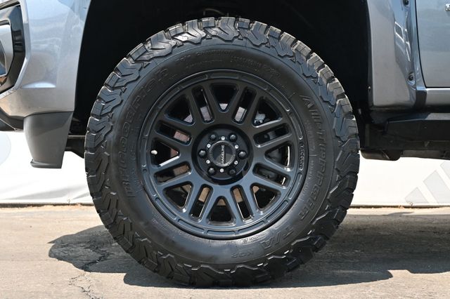 2022 Chevrolet Colorado 4X4 Crew Cab LT ROCKY RIDGE Edition LT Conv. Pkg Trailering Pkg  - 22899496 - 6