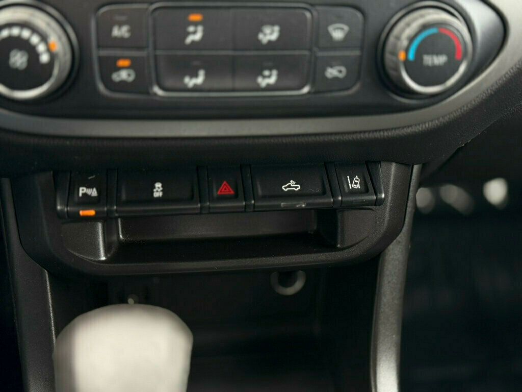 2022 Chevrolet Colorado SERVICED AND DETAILED!! - 22949835 - 30