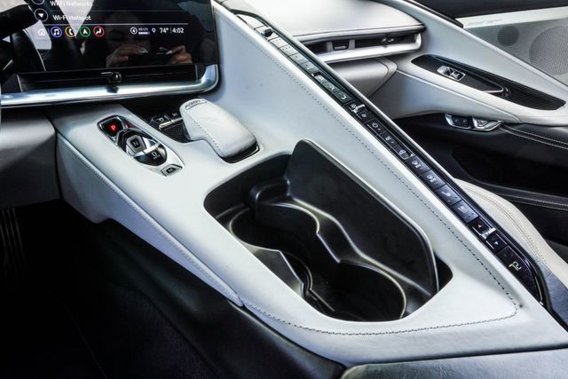 2022 Chevrolet Corvette 2dr Stingray Convertible w/3LT - 23033338 - 22
