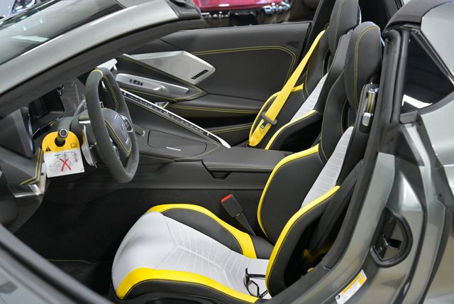 2022 Chevrolet Corvette 2dr Stingray Convertible w/3LT - 22998269 - 37