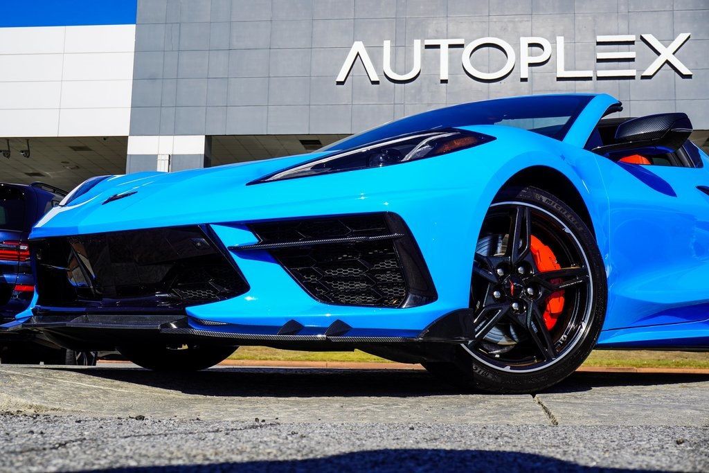 2022 Chevrolet Corvette Stingray Coupe 2LT photo 2