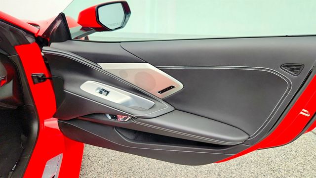 2022 Chevrolet Corvette 2dr Stingray Coupe w/2LT, Upgraded Wheels & Performance Exhaust - 22999436 - 27