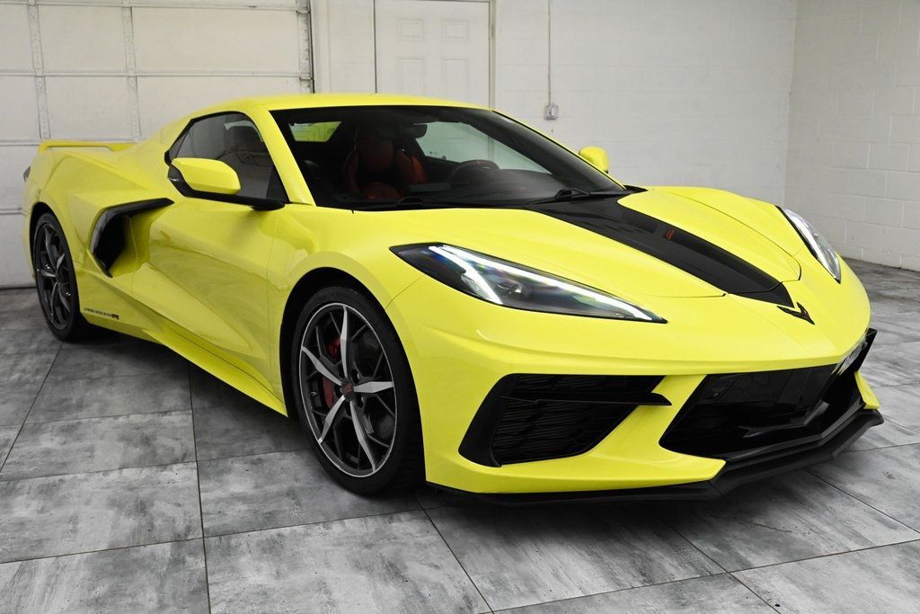 2022 Chevrolet Corvette Stingray Convertible photo 3