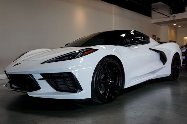 2022 Chevrolet Corvette *Stingray Coupe* *2LT* *Front-Lift* *White/Red* *1-Owner* - 22915786 - 56