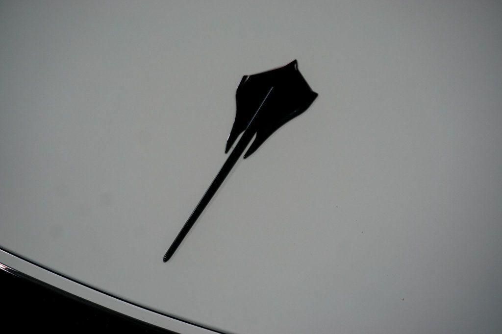 2022 Chevrolet Corvette *Stingray Coupe* *2LT* *Front-Lift* *White/Red* *1-Owner* - 22915786 - 59