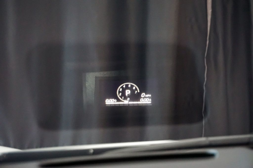 2022 Chevrolet Corvette *Stingray Coupe* *2LT* *Front-Lift* *White/Red* *1-Owner* - 22915786 - 63