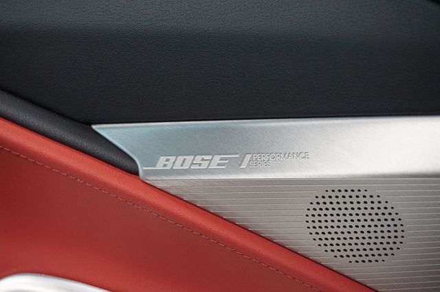 2022 Chevrolet Corvette *Stingray Coupe* *2LT* *Front-Lift* *White/Red* *1-Owner* - 22915786 - 74