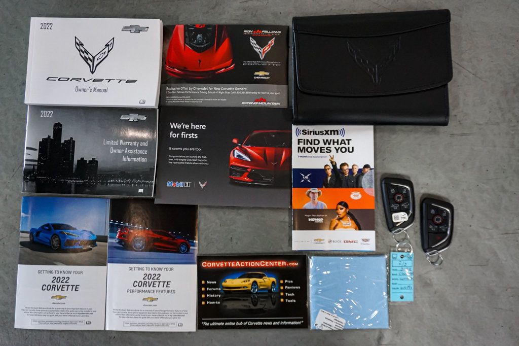 2022 Chevrolet Corvette *Stingray Coupe* *2LT* *Front-Lift* *White/Red* *1-Owner* - 22915786 - 88