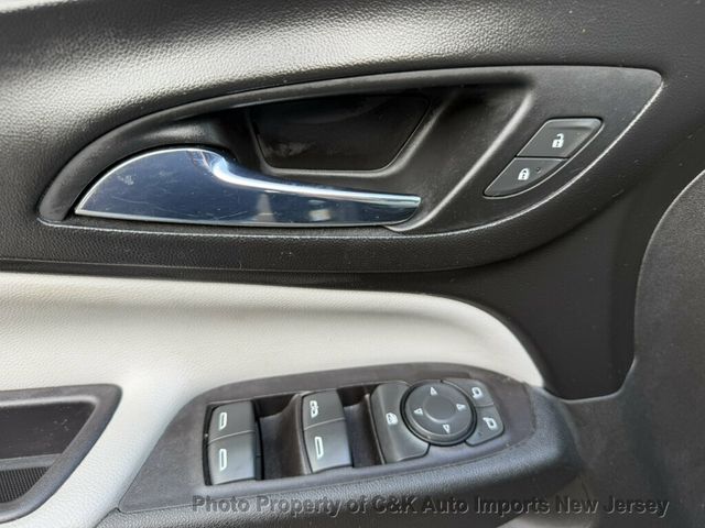 2022 Chevrolet Equinox 4dr LS - 23065982 - 13