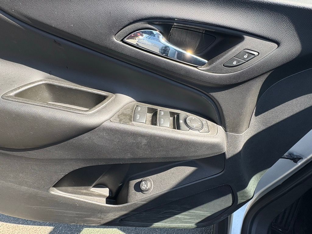 2022 Chevrolet Equinox FWD 4dr LT w/1LT - 23008935 - 18