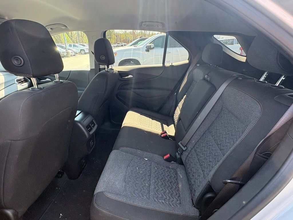 2022 Chevrolet Equinox FWD 4dr LT w/1LT - 23008935 - 7