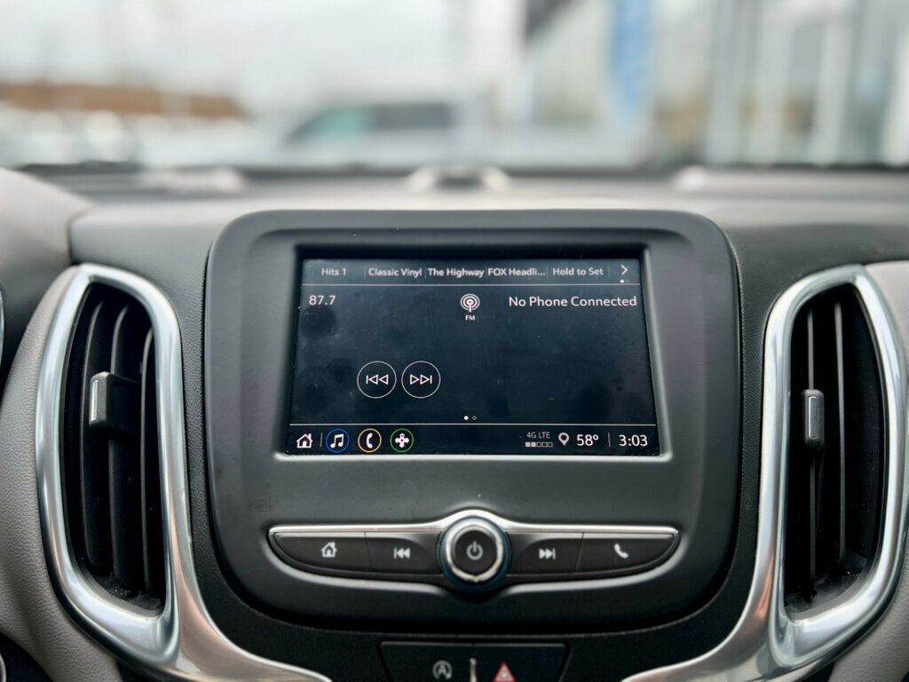 2022 Chevrolet Equinox LS - 23010610 - 22