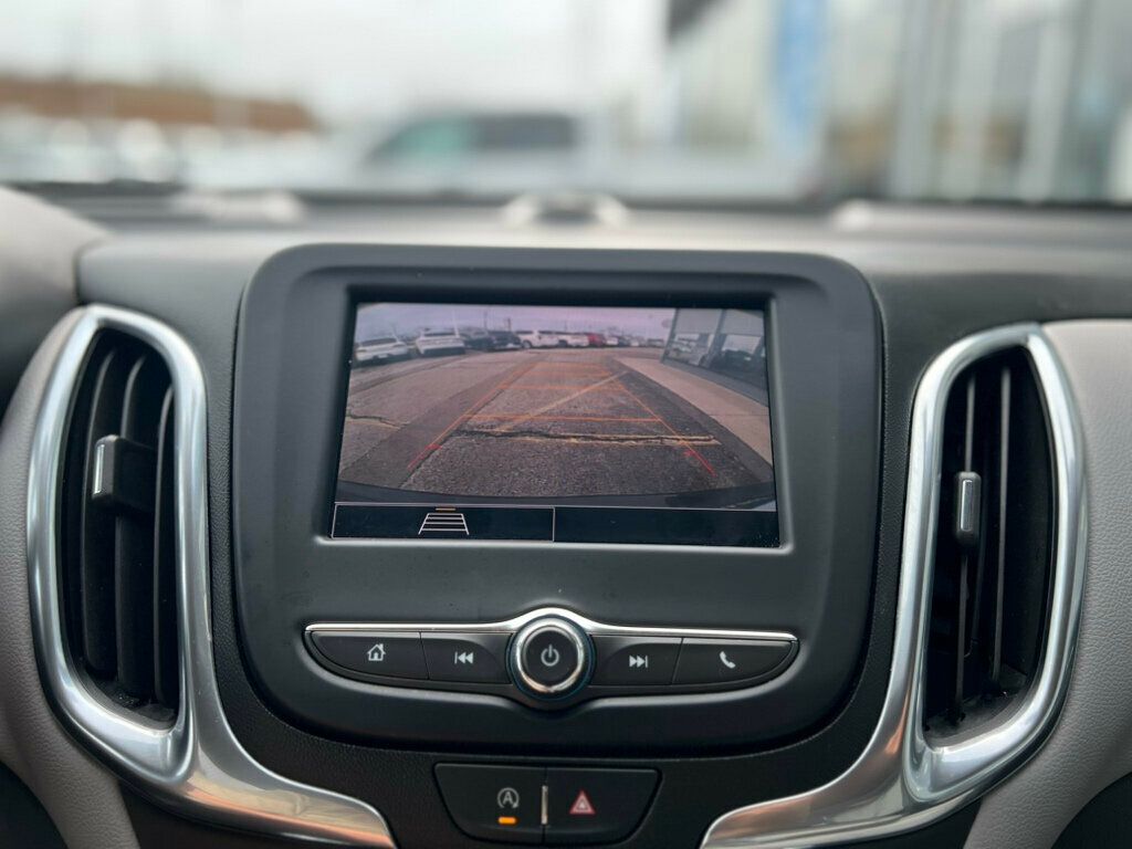 2022 Chevrolet Equinox LS - 23010610 - 23