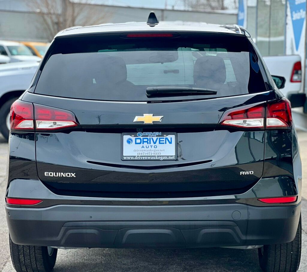 2022 Chevrolet Equinox LS - 23010610 - 32