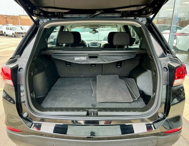 2022 Chevrolet Equinox LS - 23010610 - 6