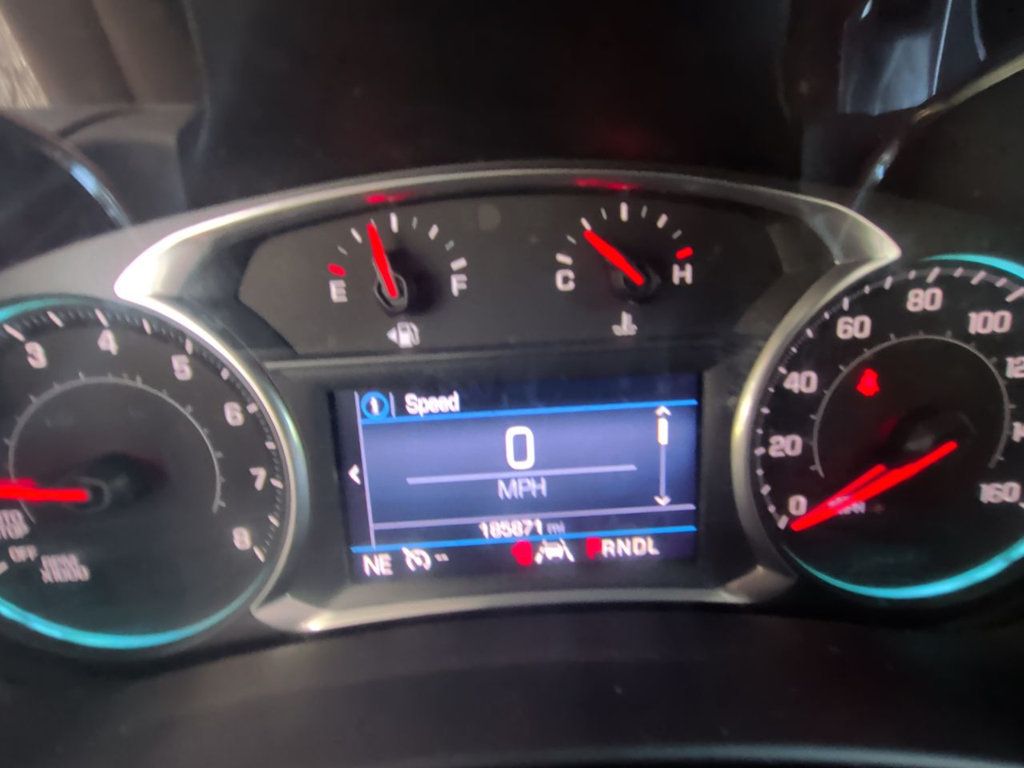 Chevrolet Equinox LT photo 16