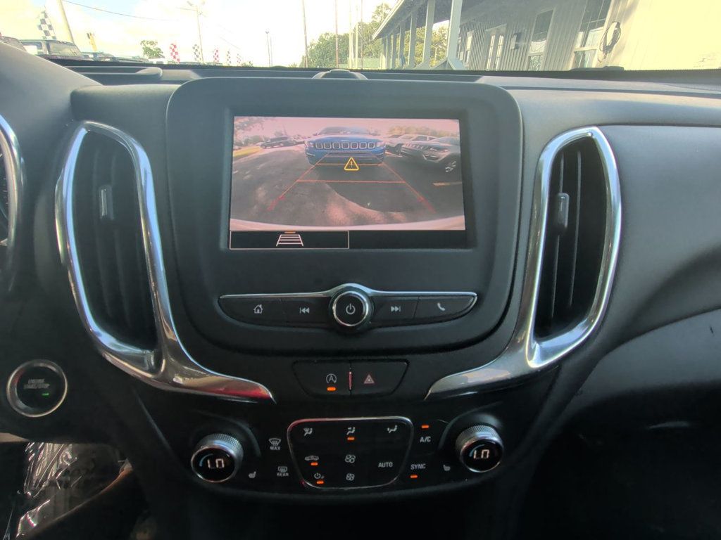 Chevrolet Equinox LT photo 18