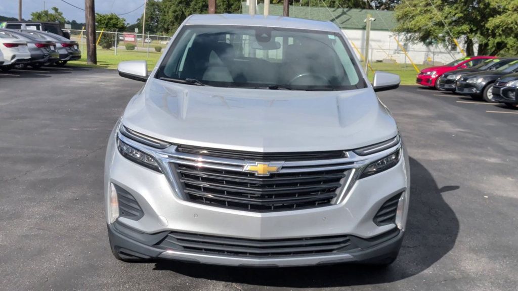 Chevrolet Equinox LT photo 3