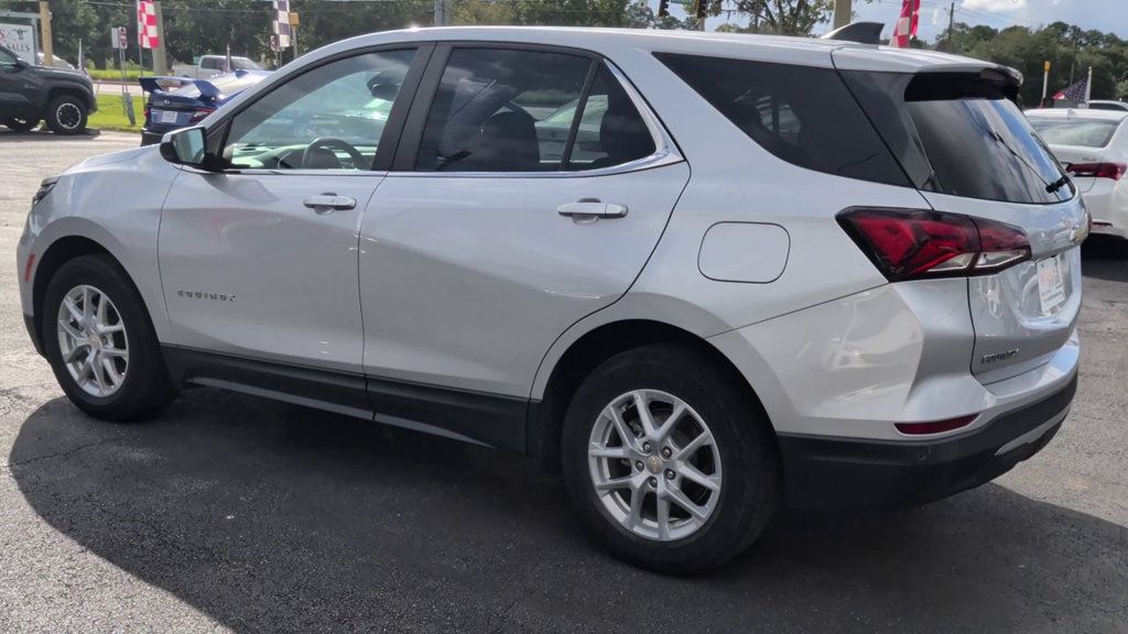 Chevrolet Equinox LT photo 6