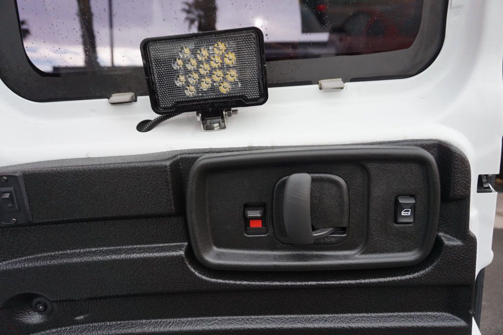 2022 Chevrolet Express Cargo Van 2500 photo 8