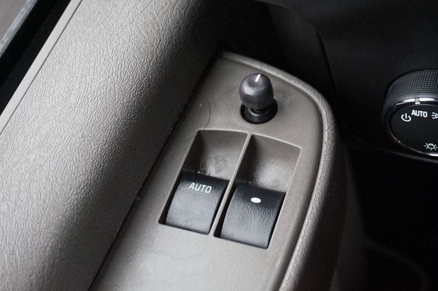 2022 Chevrolet Express Cargo Van 2500, 1 OWNER, OPEN CARGO SPACE, BACKUP CAMERA - 22918675 - 23