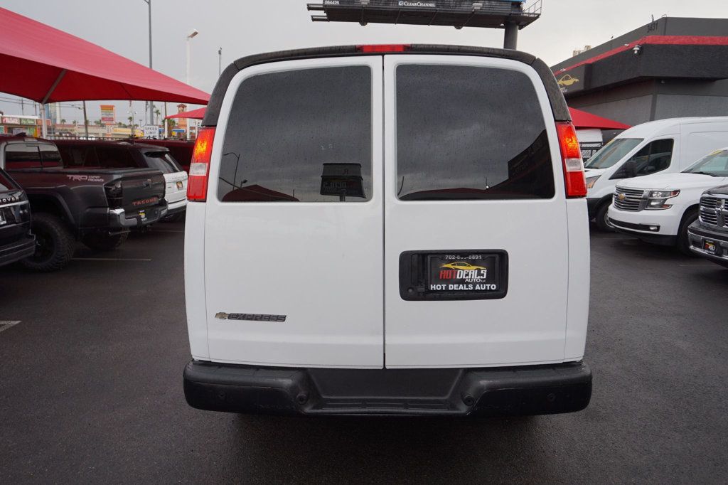 2022 Chevrolet Express Cargo Van 2500 photo 7