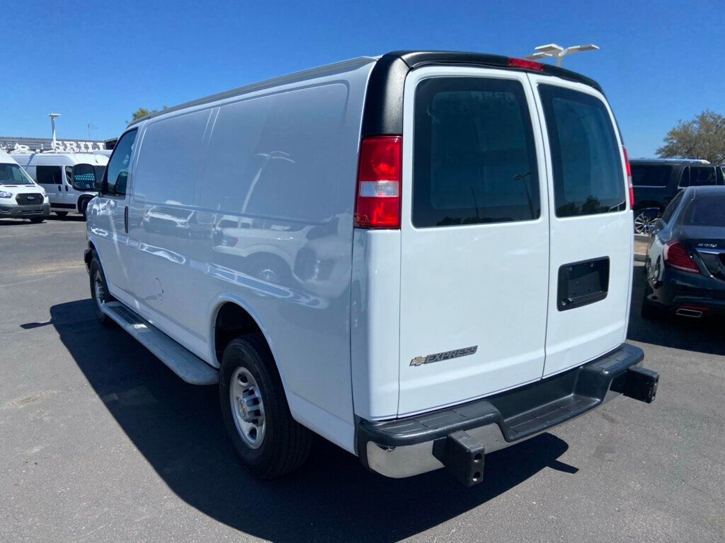 2022 Chevrolet Express Cargo Van RWD 2500 135" - 22599681 - 3