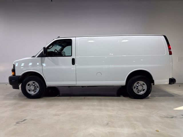 2022 Chevrolet Express Cargo Van RWD 2500 135" - 23092093 - 3