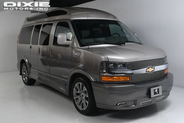 2022 Chevrolet Express Cargo Van RWD 2500 135" - 22769557 - 0