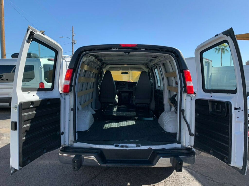2022 Chevrolet Express Cargo Van 2500 photo 2
