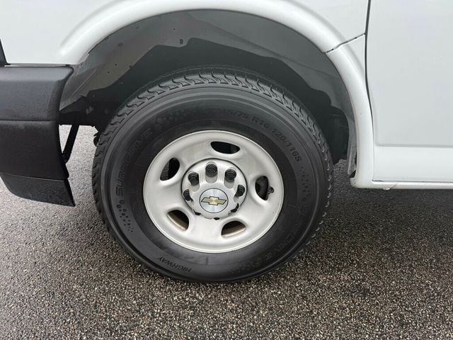 2022 Chevrolet Express Cargo Van RWD 2500 155" - 22998572 - 28